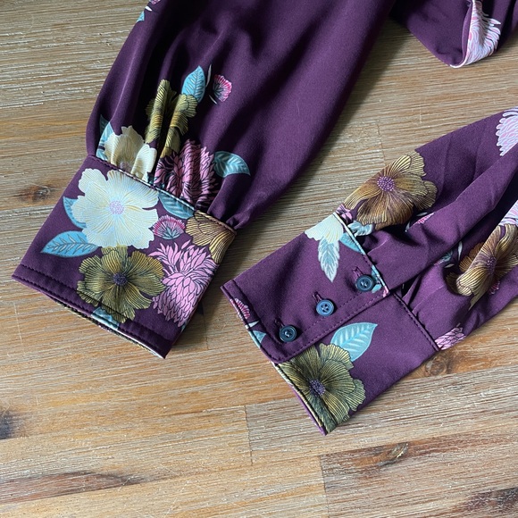 LOFT Burgundy Floral Long Sleeve Shift Dress NWT - Picture 4 of 8